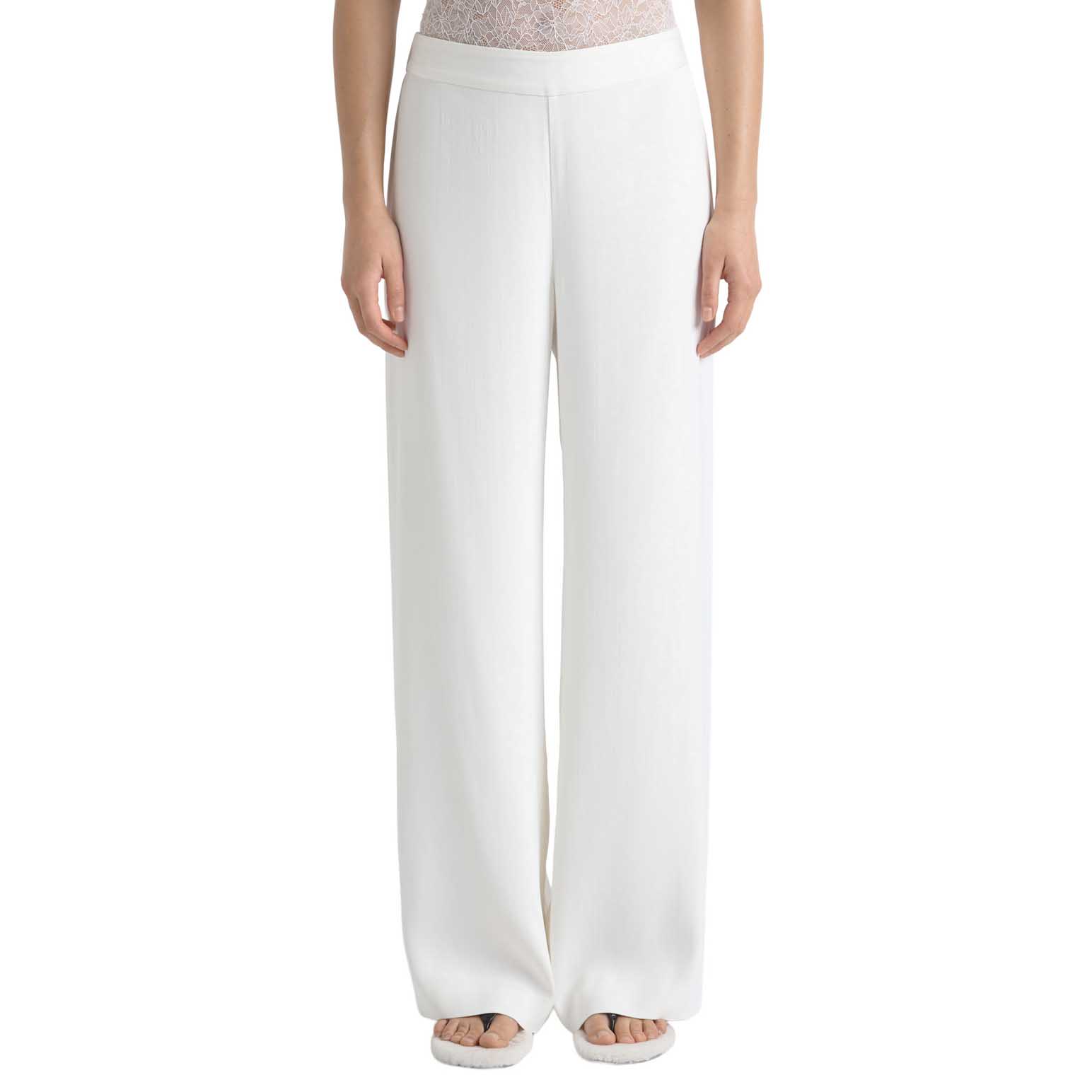 Cue Relaxed Fit Pant